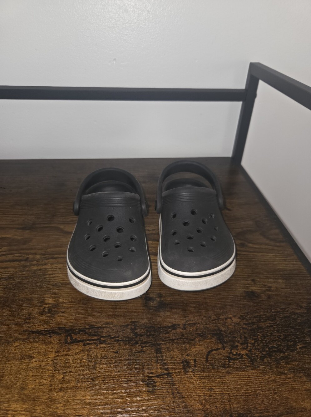 Crocs 9c